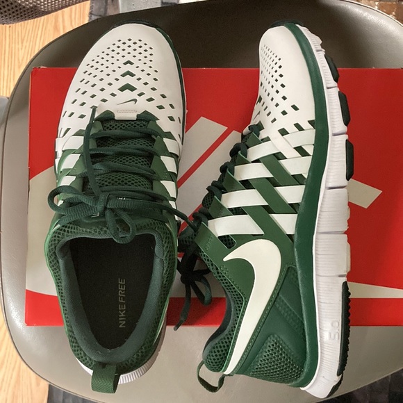 Sz 10 nike free trainer 5.0- green and white - great condition - asking $120 obo - Picture 3 of 6